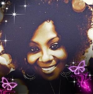 Meet your Posher, Naomi